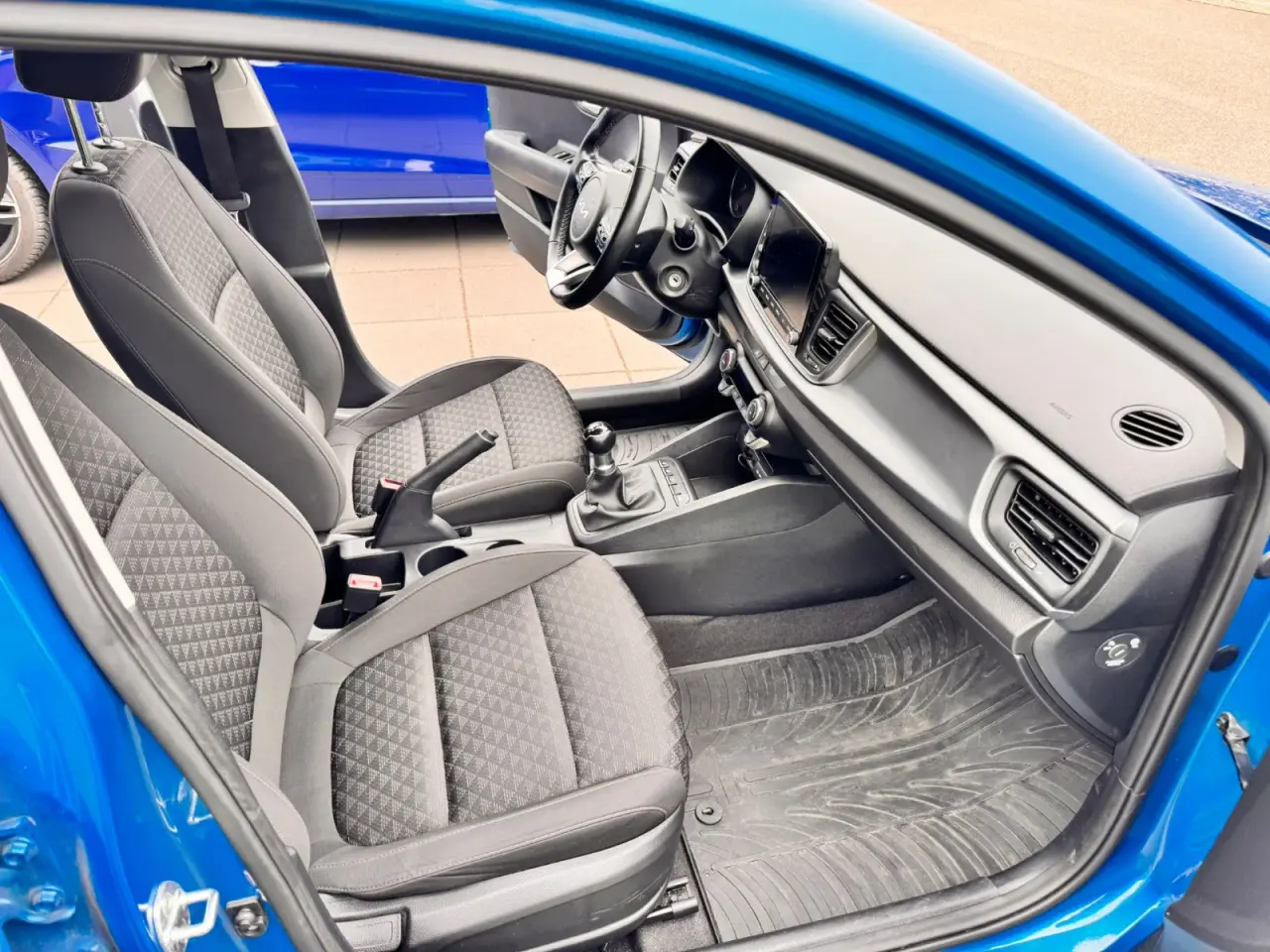 Billede 3 - 9 Måtter til Kia Rio