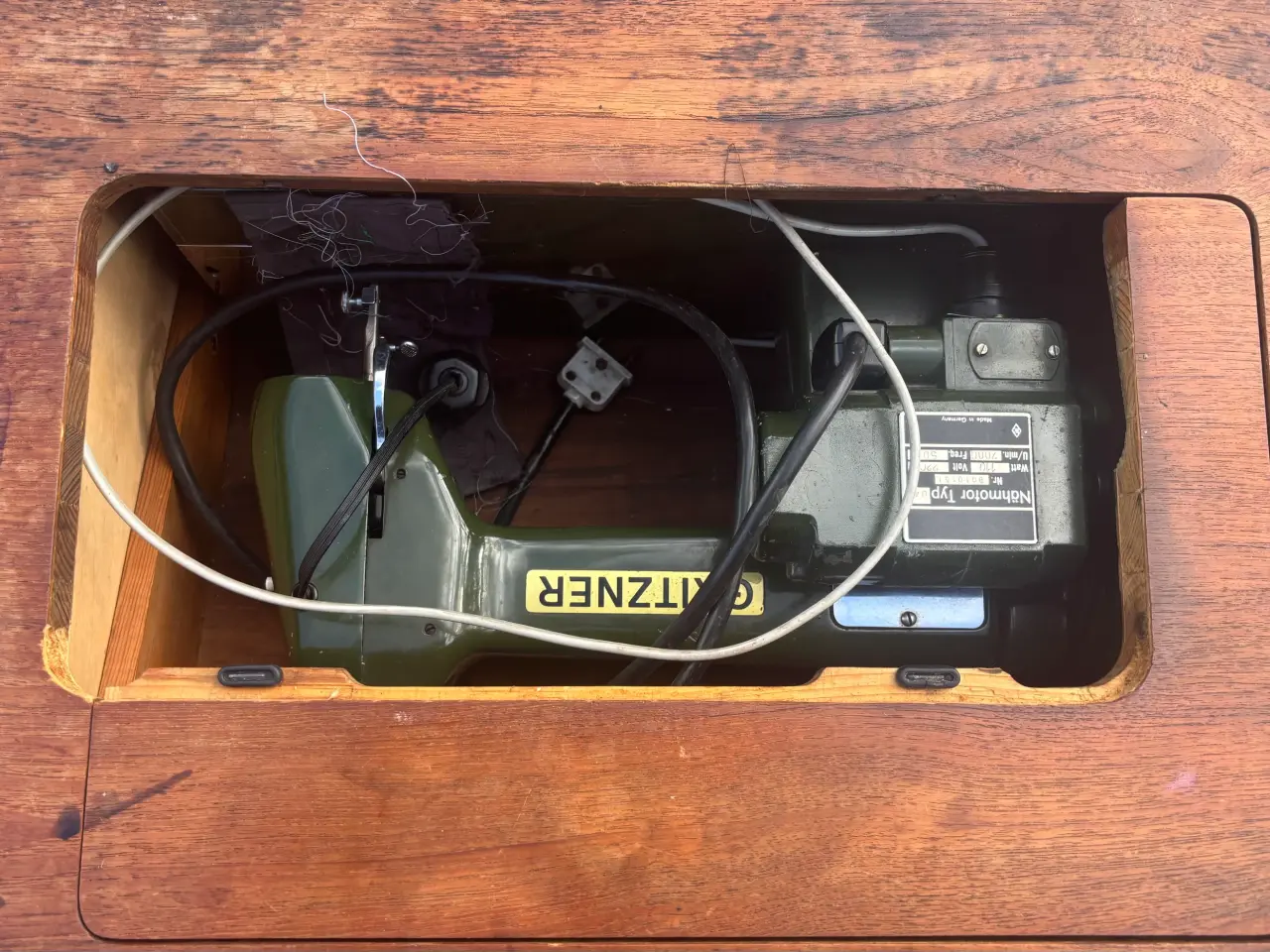 Billede 2 - Fedt sybord med Glitzner symaskine