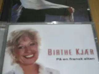 BIRTHE KJÆR. Længe leve livet.