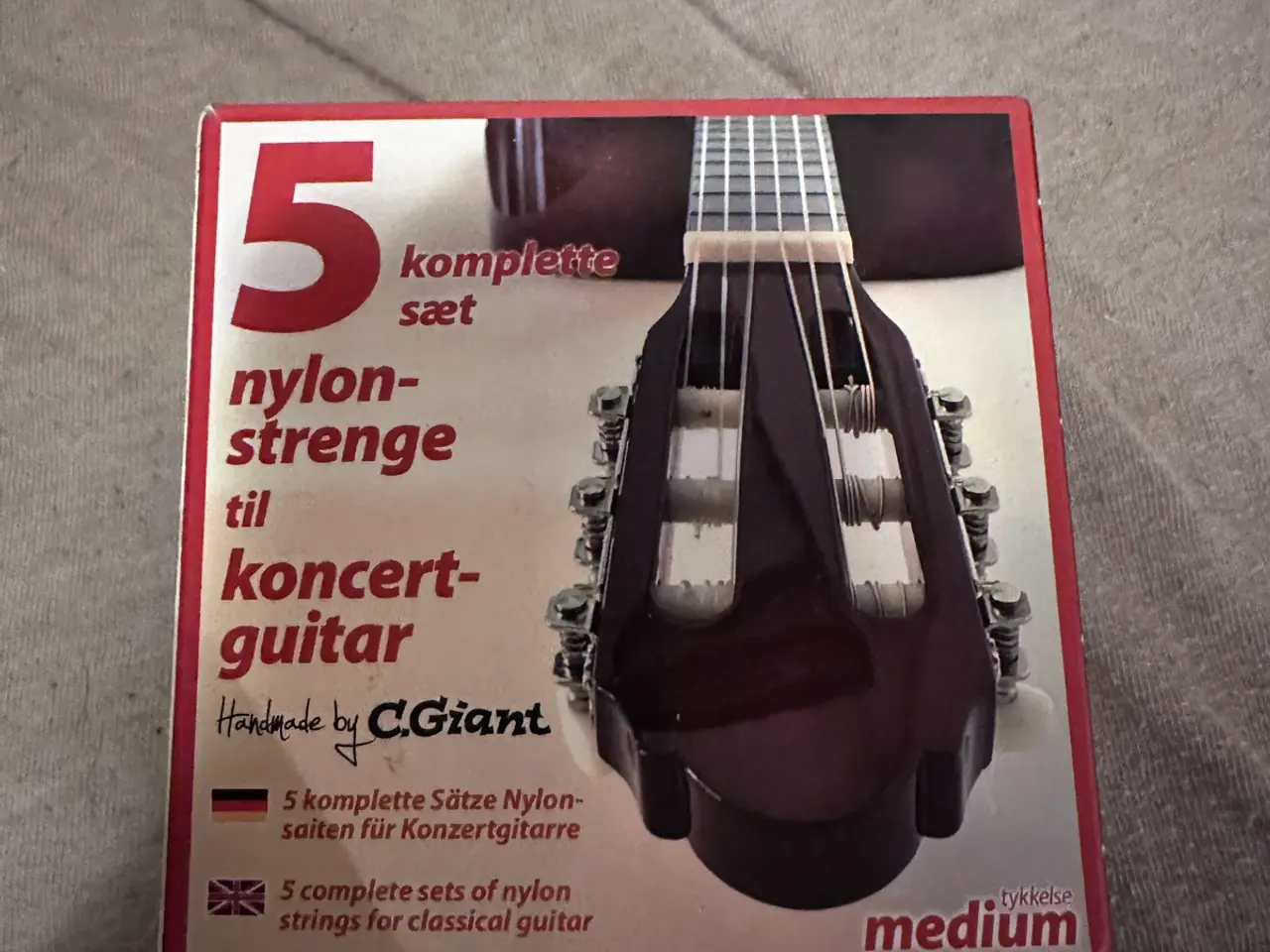 Billede 3 - Begynder guitar