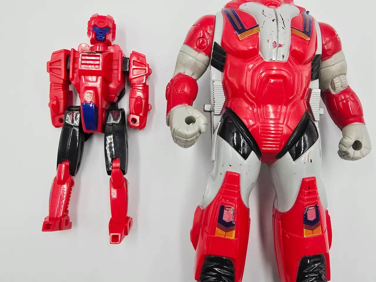 Billede 6 - Transformers G1 Pretenders 4 skaller og en figur