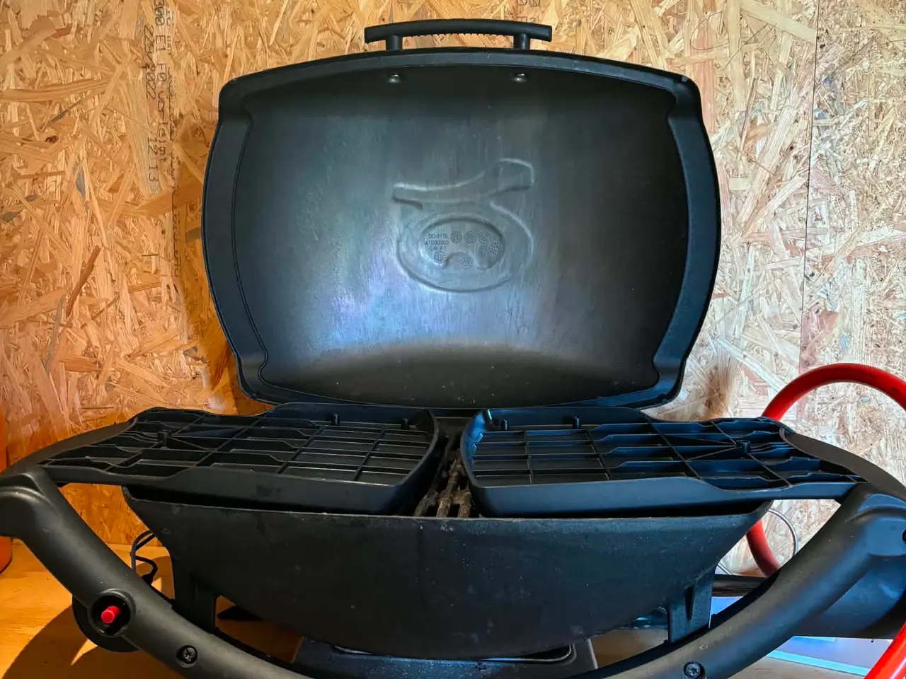 Billede 2 - Weber gasgrill Q2000 BLK med overtræk