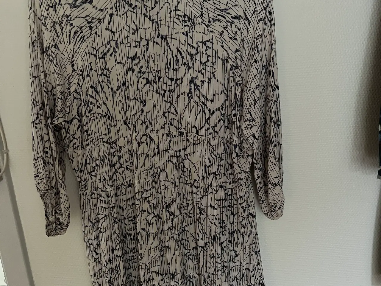 Billede 3 - Dame kjole st40