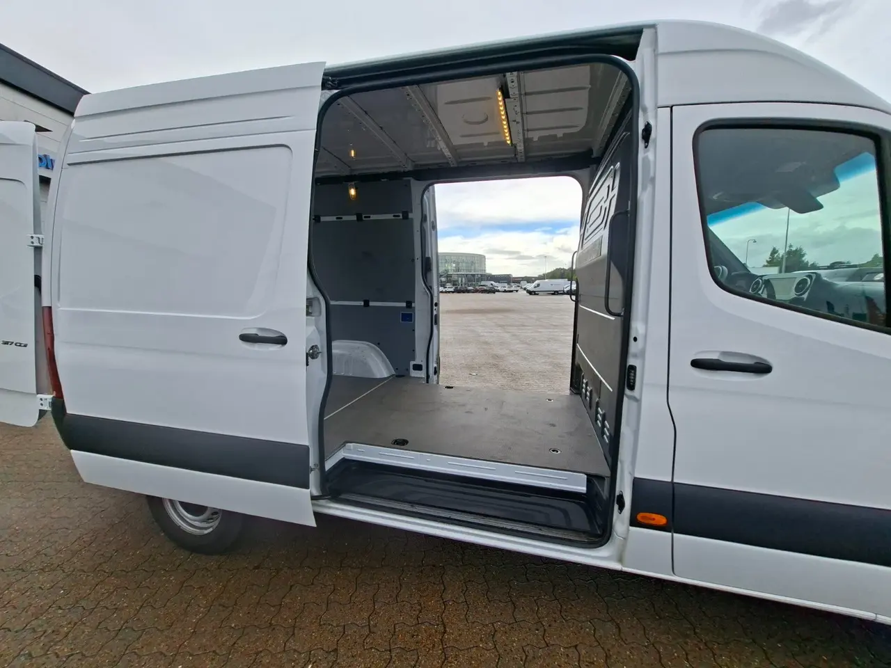 Billede 4 - Mercedes Sprinter 317 2,0 CDi A2 Kassevogn PRO RWD