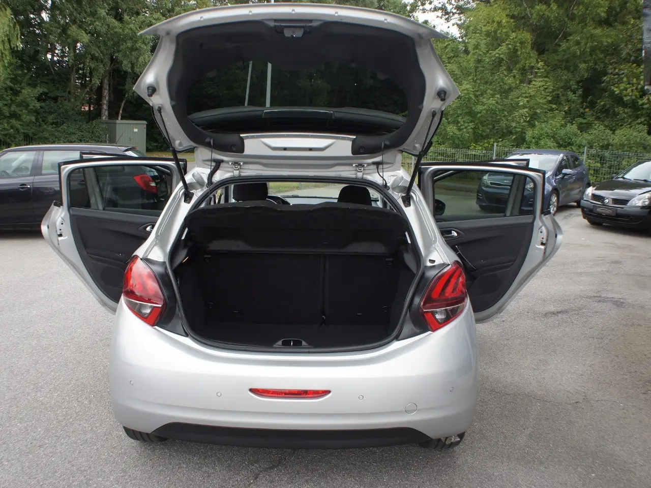 Billede 9 - Peugeot 208 1,6 BlueHDi 100 Allure