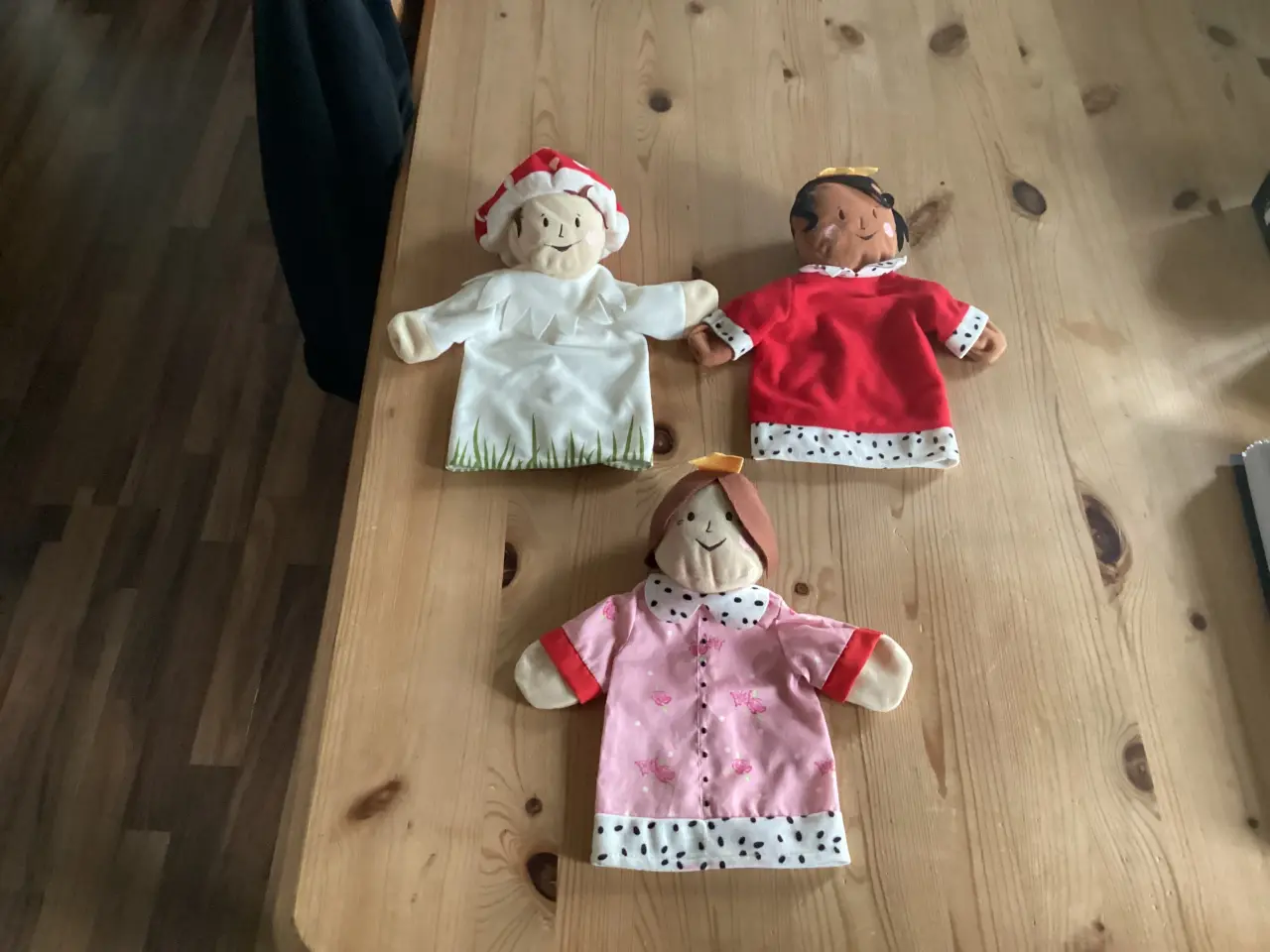 Billede 7 - Hånddukker.