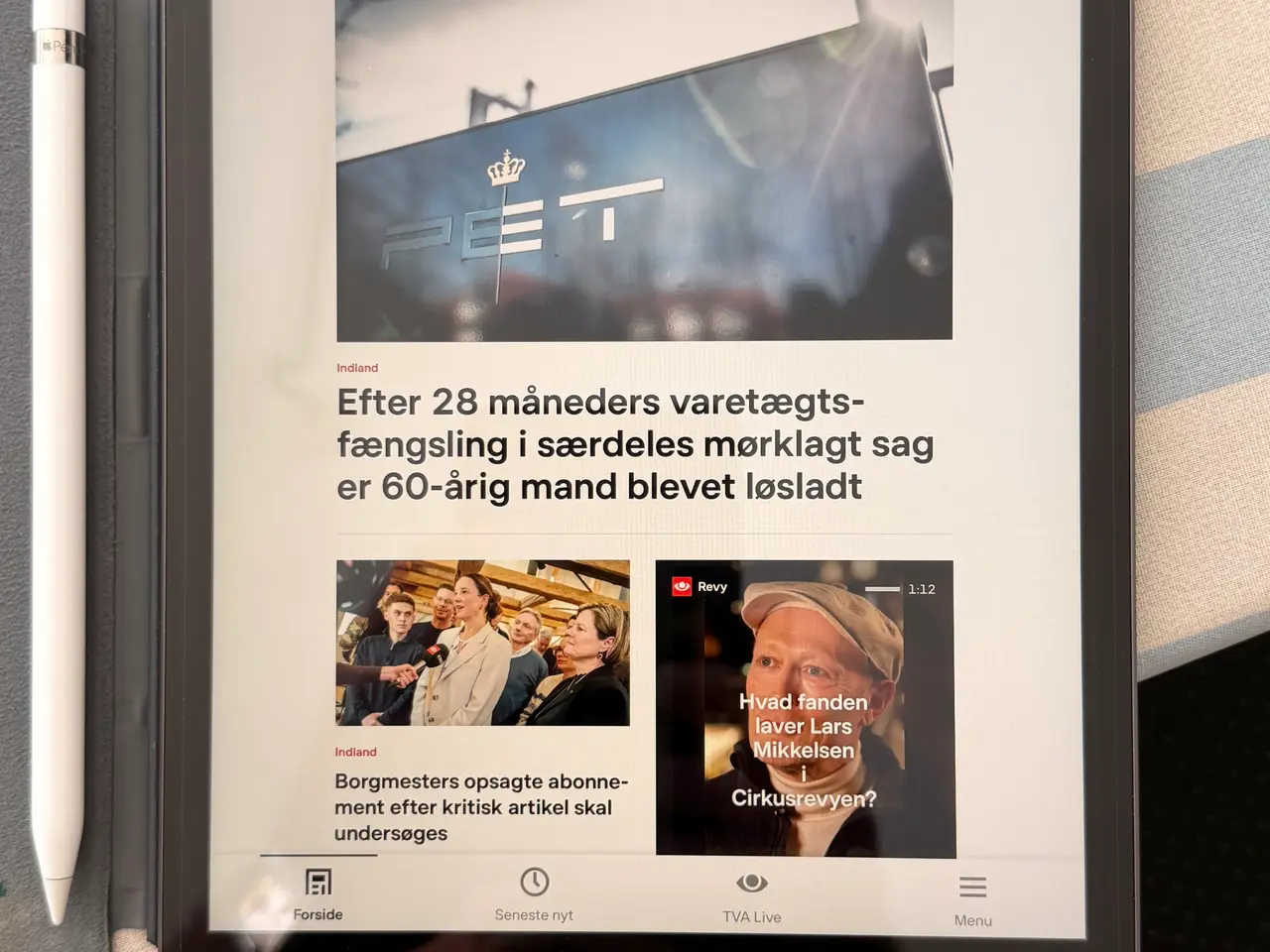 Billede 2 - Komplet iPad med tastatur, pen samt med sim kort
