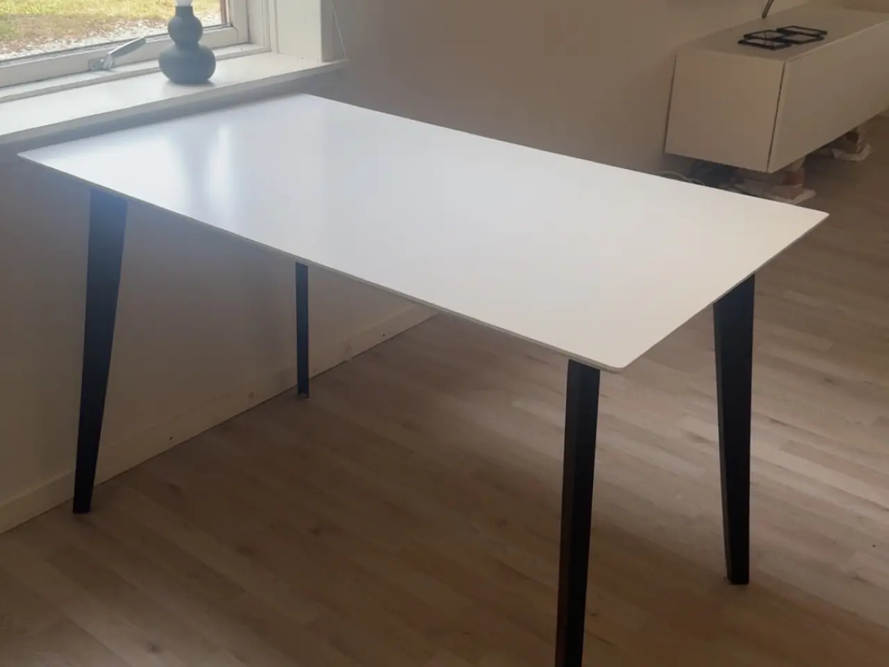 Billede 3 - Spisebord