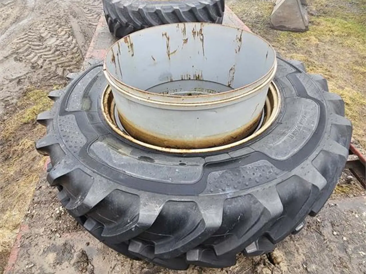 Billede 10 - ABC TVHJ2STK - 2 Tvillingehjul 520/85R42 - kun 400 timer / only 400 hours