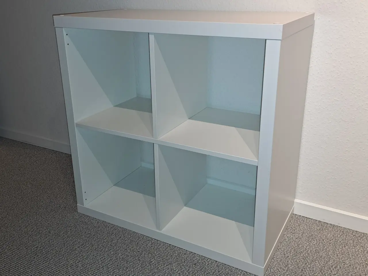 Billede 2 - IKEA reol med 4 rum hvid