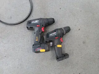 2 stk. Akku bore/skruemaskiner WÜRTH Master ABS 12 Compact med 2 stk. Batterier