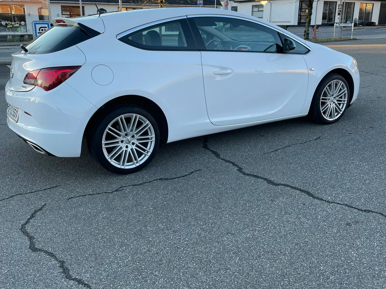 Billede 4 - Opel Astra GTC 2.0 opt cdti
