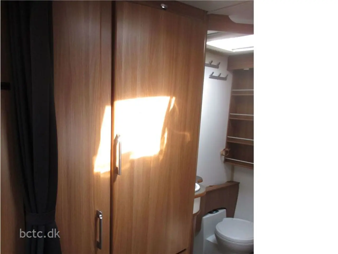 Billede 11 - 2011 - Kabe Royal 520 XL KS