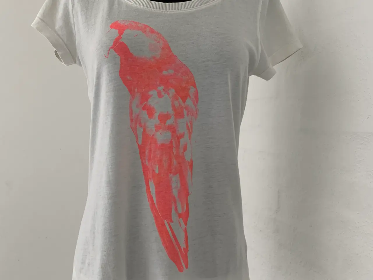 Billede 1 - T-shirt str.36