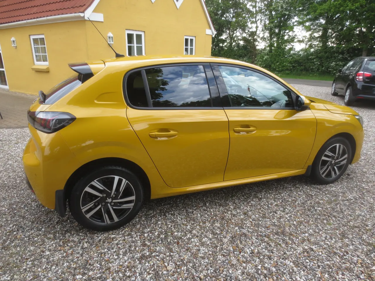 Billede 6 - Fin Peugeot 208 Blue HDi Ny model. År 20.