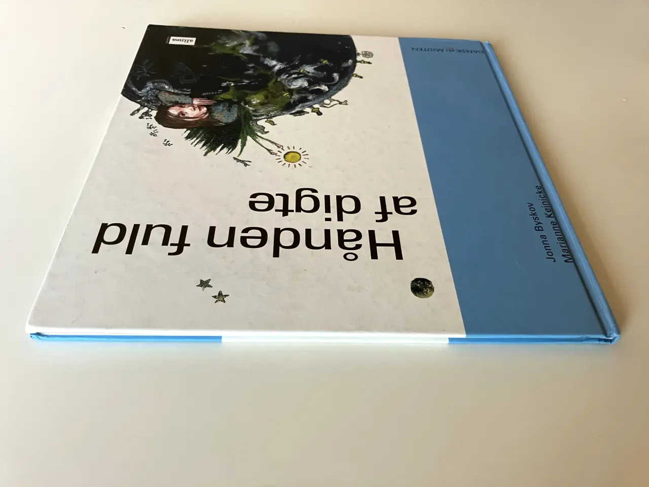 Billede 6 - Hånden fuld af digte. Af Jonna Byskov, Marianne Ke