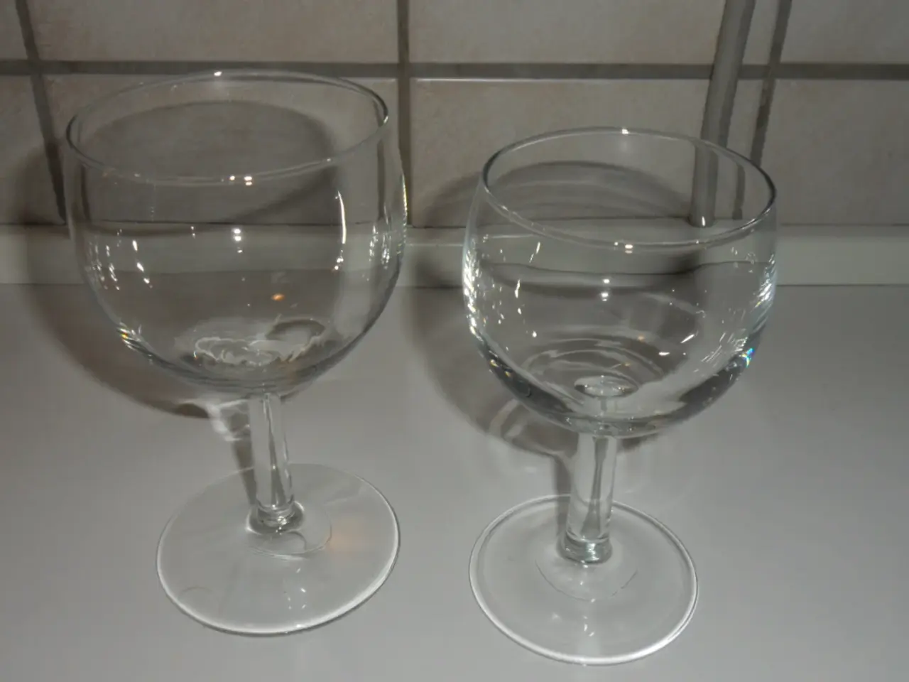 Billede 1 - 25 stk. glas rød og hvid vin