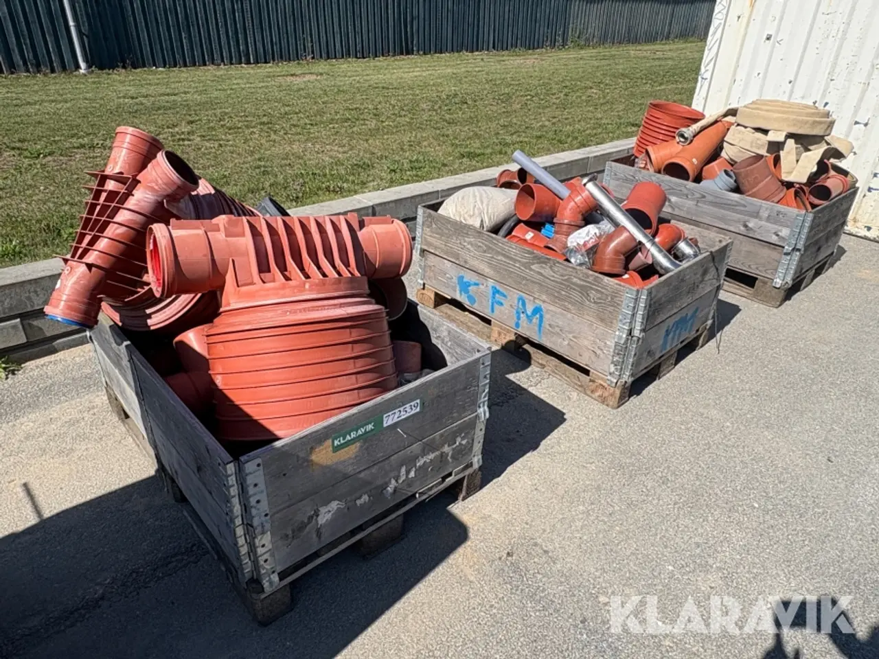Billede 1 - Assorterede rør og fittings - 3 paller