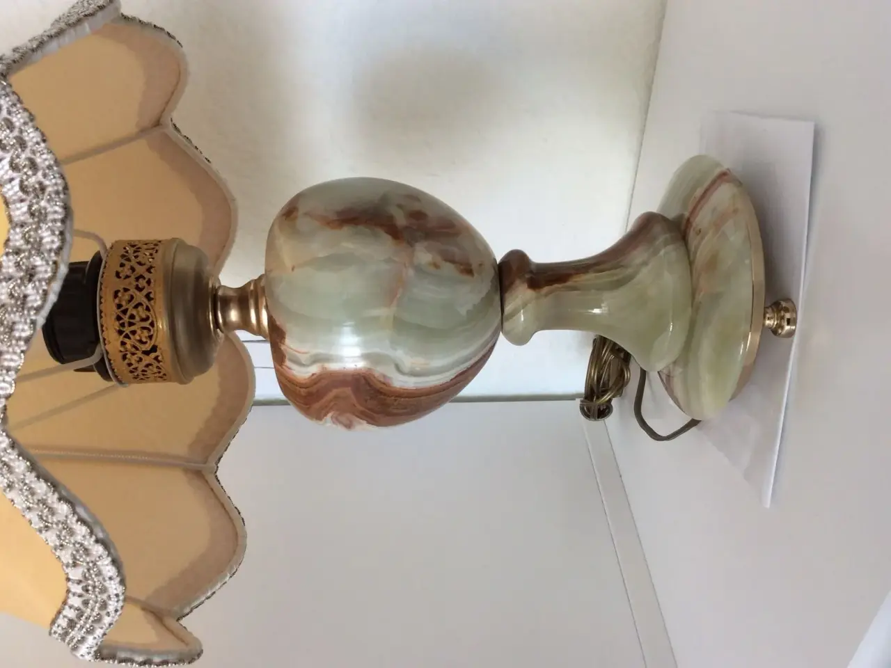 Billede 4 - Flot Gammel Bordlampe med Skærm.