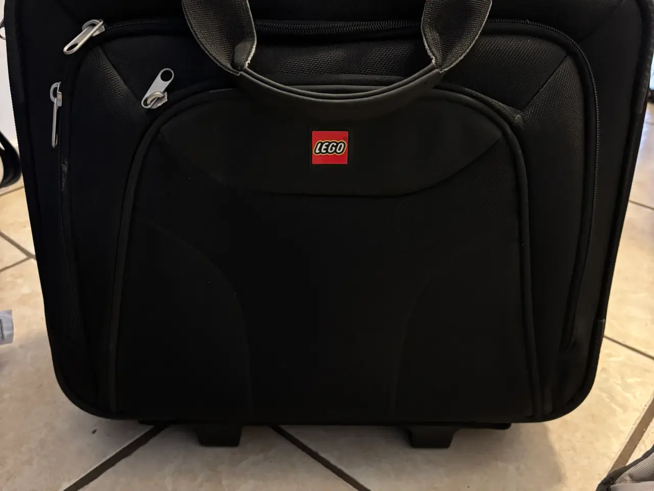 Billede 1 - Computer/rejse taske fra lego
