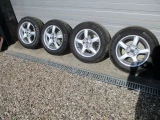 15" Mega 4x108 ET15 195/65/15" Pirelli sommerdæk
