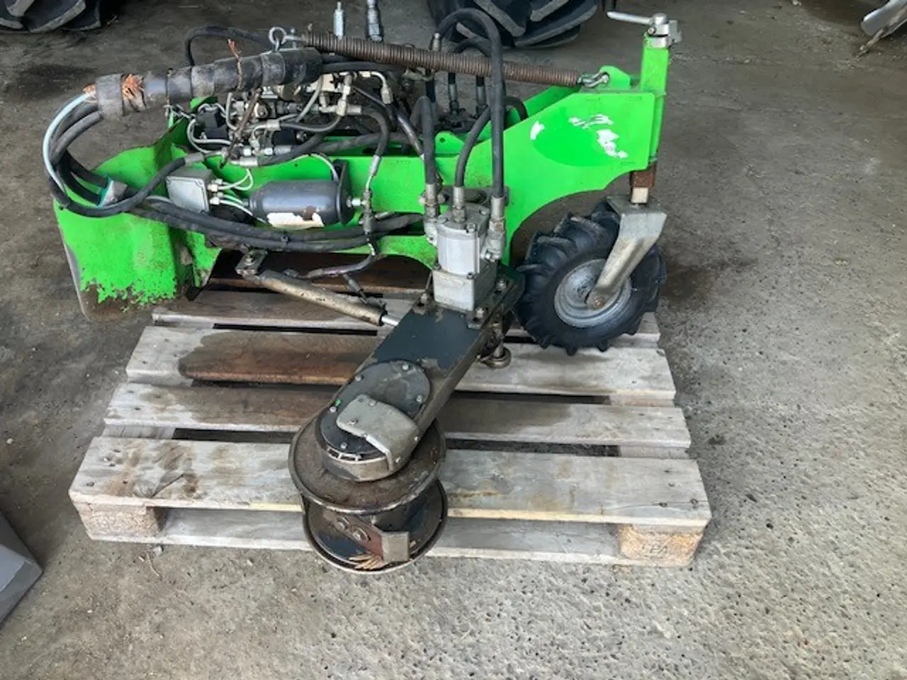 Billede 3 - Egholm portaltraktor. Meget udstyr