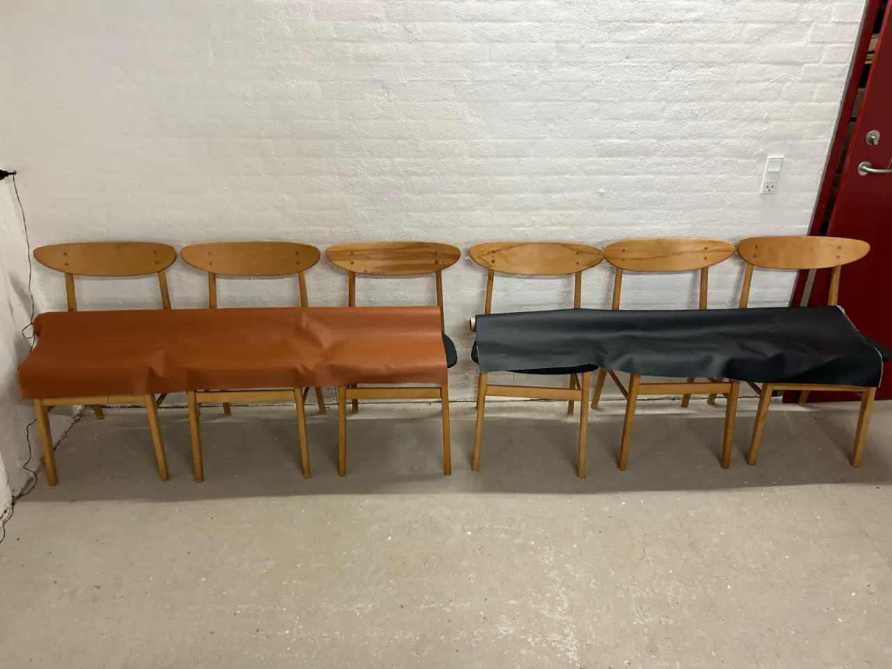 Billede 8 - 6 stk. Farstrup No. 210r spisebordsstole – massiv