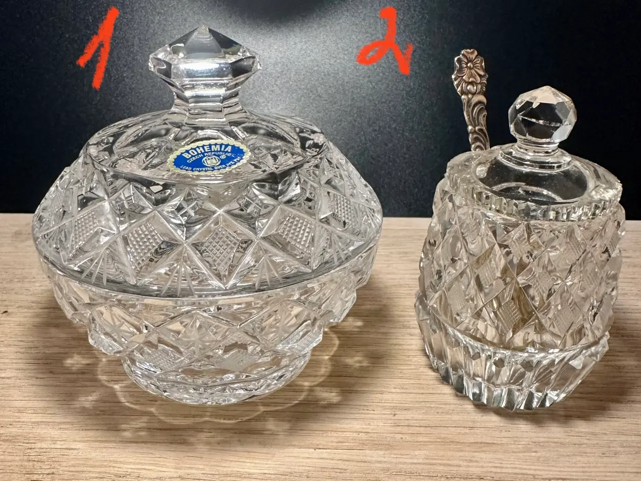Billede 1 - Vintage genstande af krystal sælges.