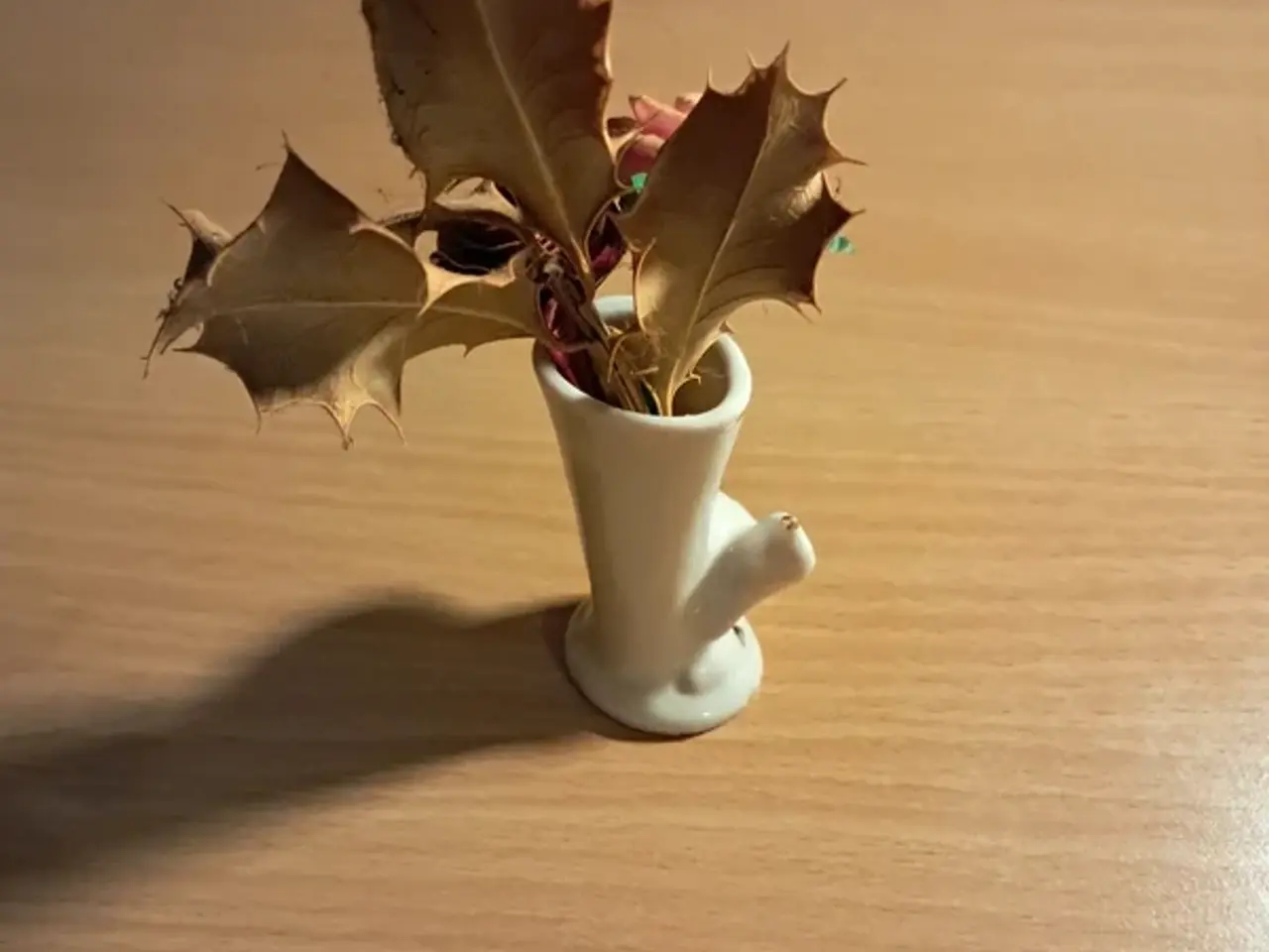 Billede 4 - Minivase med blomster og mistelten