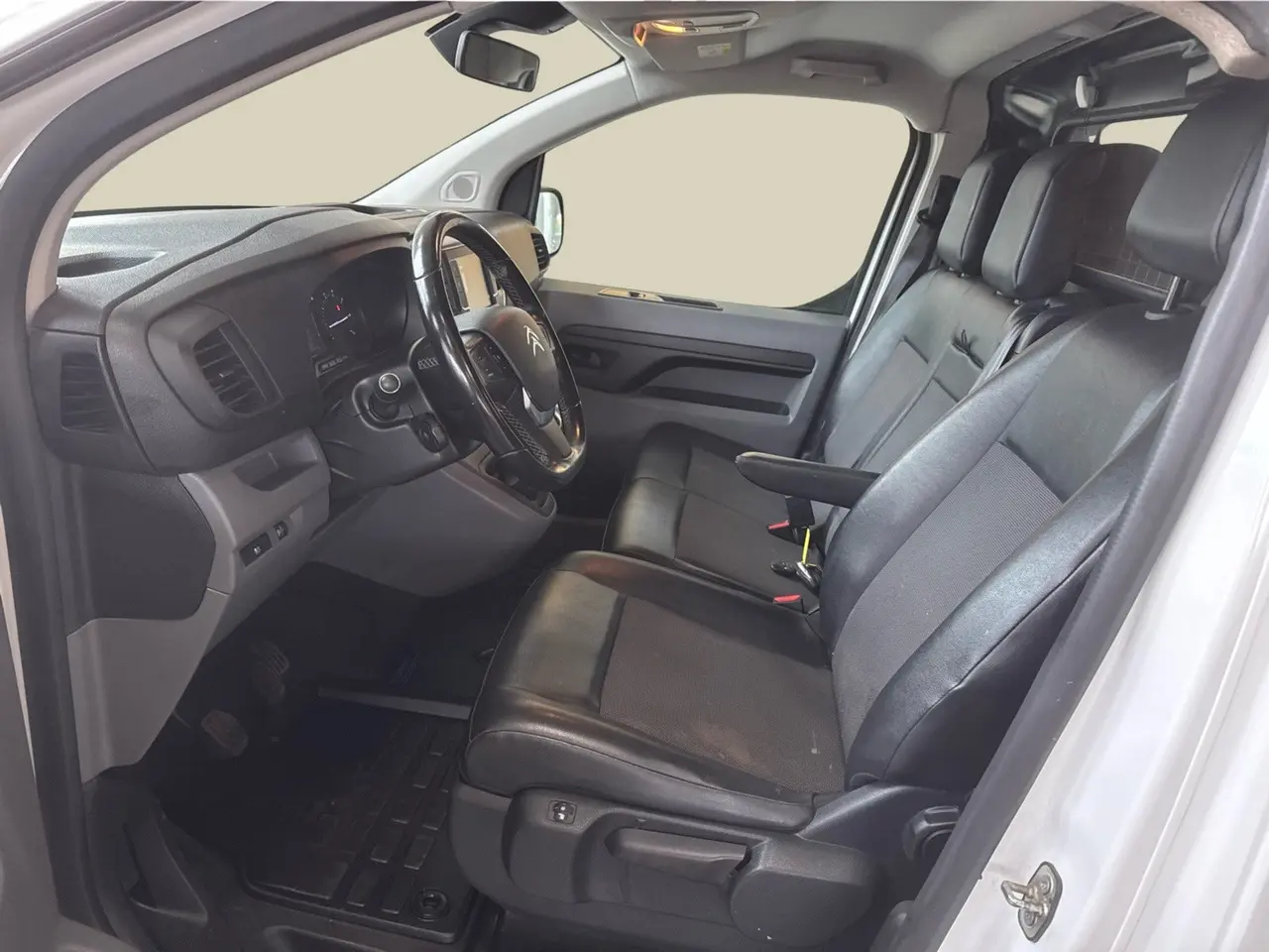Billede 8 - Citroën Jumpy 2,0 BlueHDi 122 L2 ProffLine