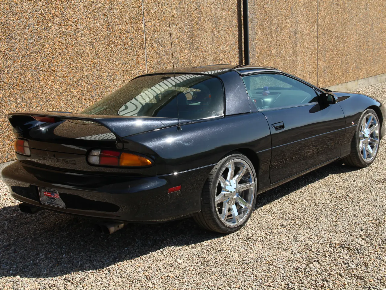 Billede 5 - https://flintholmcars.dk/salg/chevrolet-camaro-z28