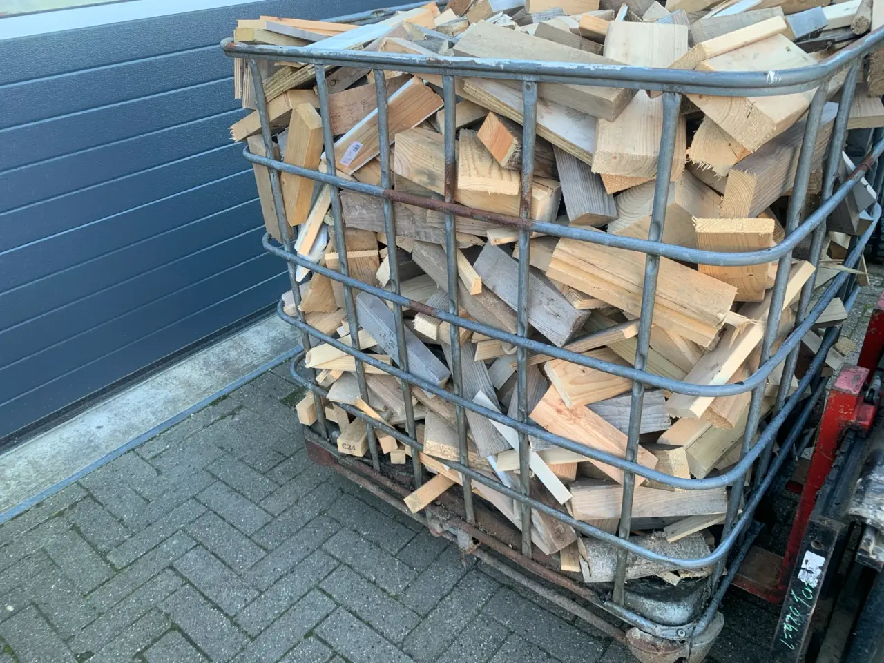 Billede 1 - Tørt brænde