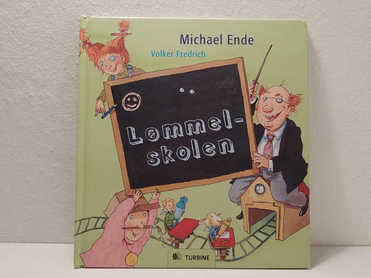 Billede 1 - Michael Ende: Lømmel-skolen.ill.Volker Fredrich.