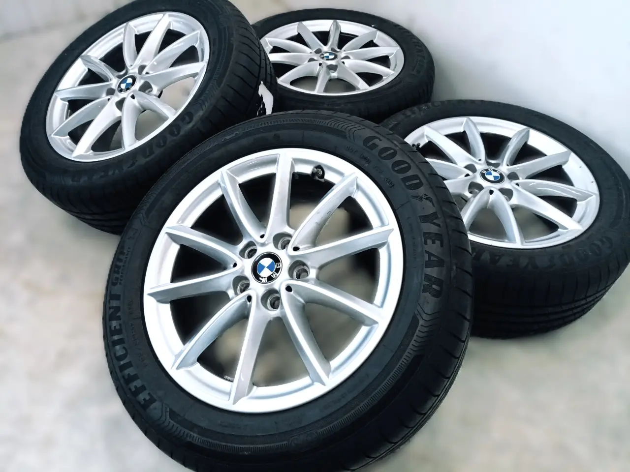 Billede 2 - 5x112 17" ET52 nav 66,6ø BMW sommersæt inkl.TPMS