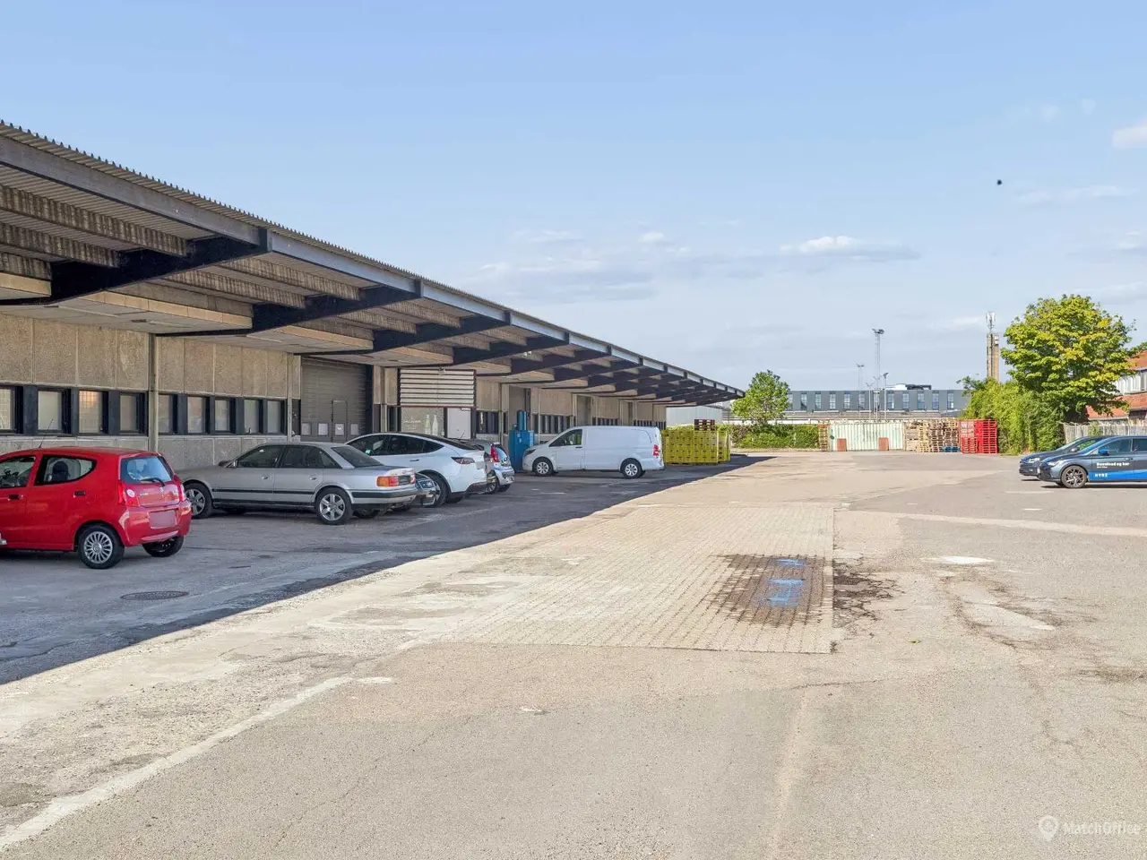 Billede 2 - Regulært lager på 320 m² med toilet