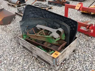 TRAKTOR DELE, ti