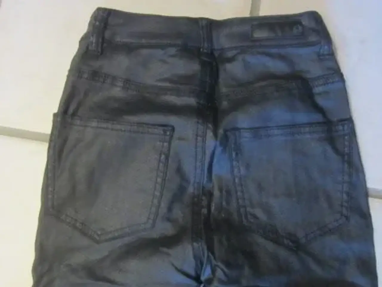Billede 4 - Str. XS/S, sorte elastiske bukser