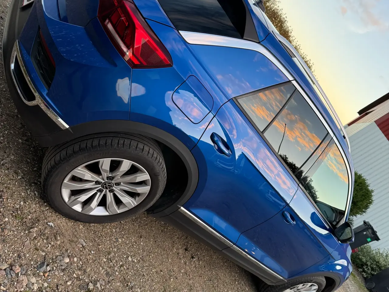 Billede 5 - Flot og velkørende VW T-Roc sælges