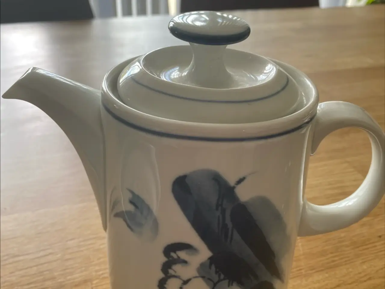 Billede 1 - Bing & Grøndahl  kaffe kande  og tallerken 