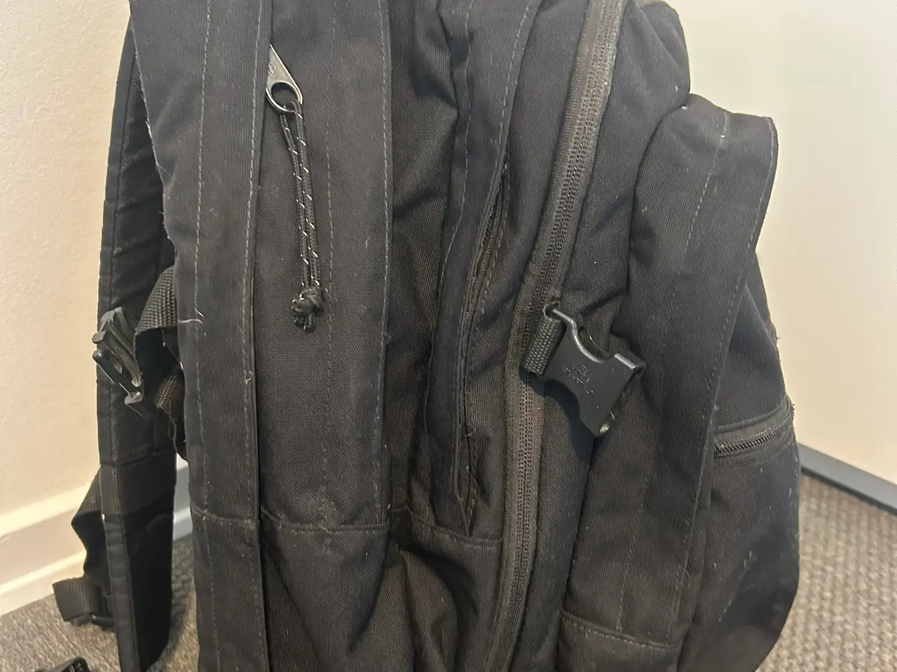 Billede 3 - Eastpak skoletaske med plads til computer