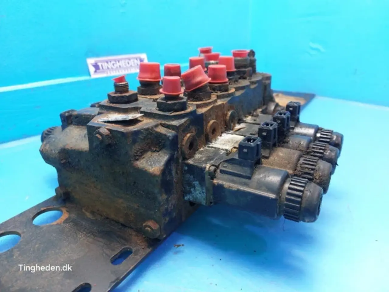 Billede 13 - New Holland FX38 Ventilblock 84043951