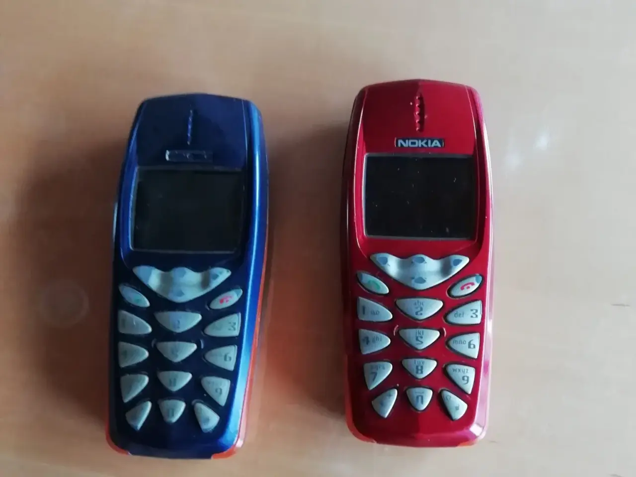 Billede 1 - 2stk rimelig pæne telefoner