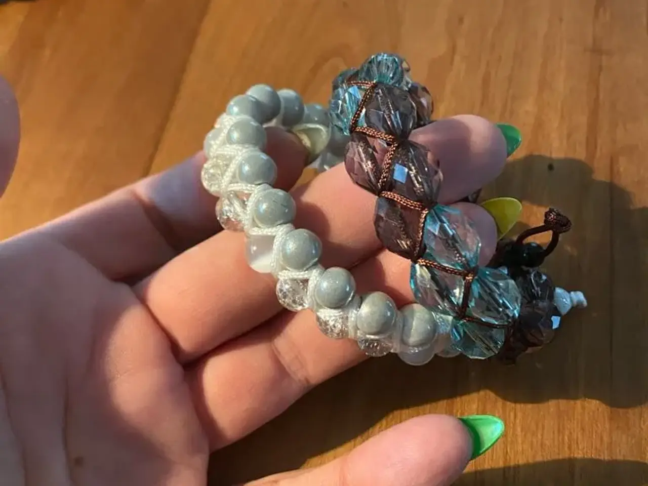 Billede 3 - Nye knyttede armbånd