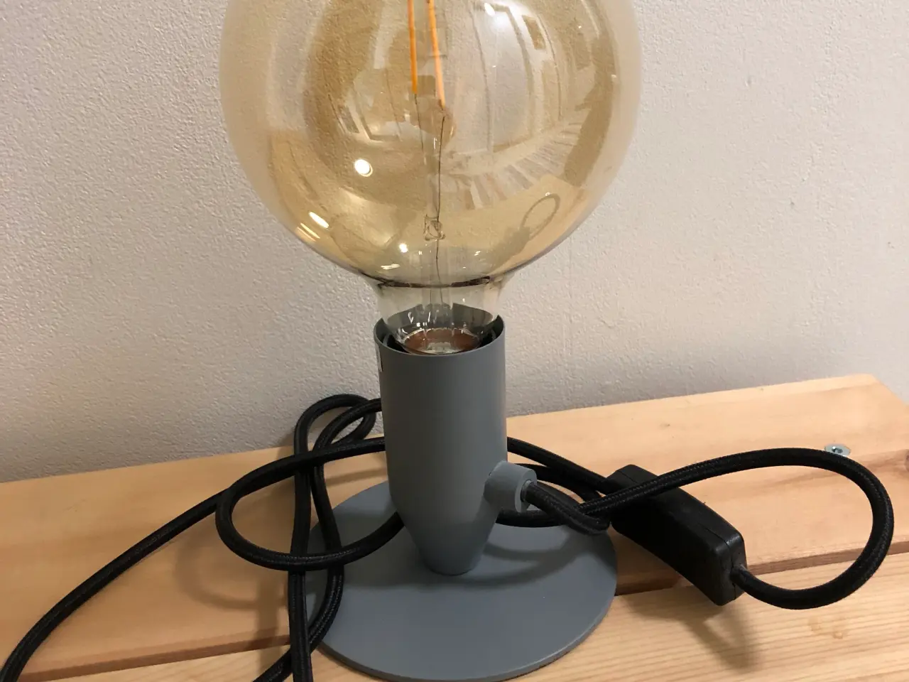Billede 1 - Bordlampe fra Jysk