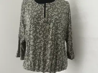Bluse str.40