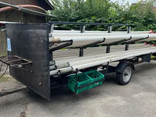 Flagstangs trailer med lysanlæg