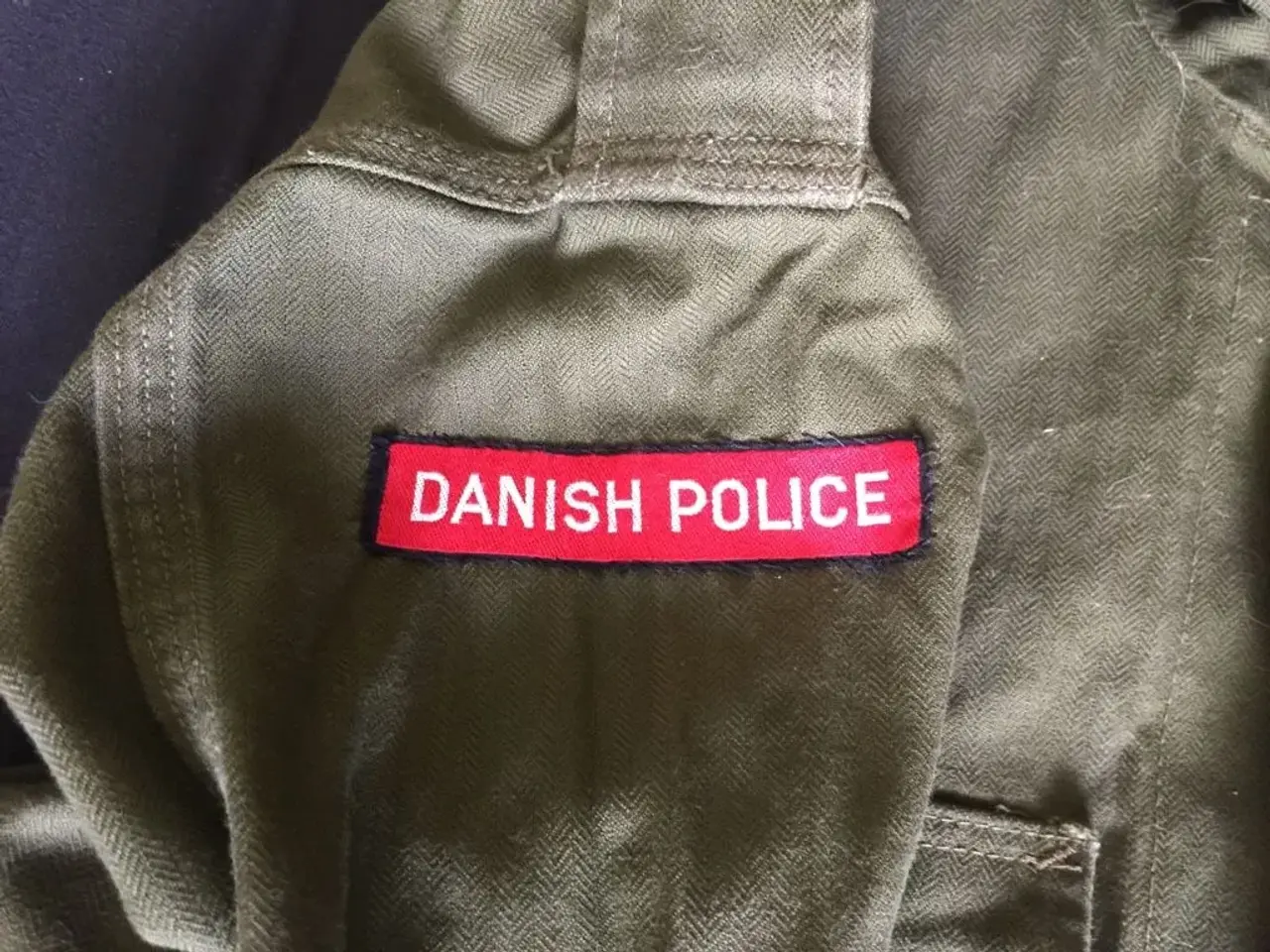 Billede 4 - Dansk Millitærpoliti uniform