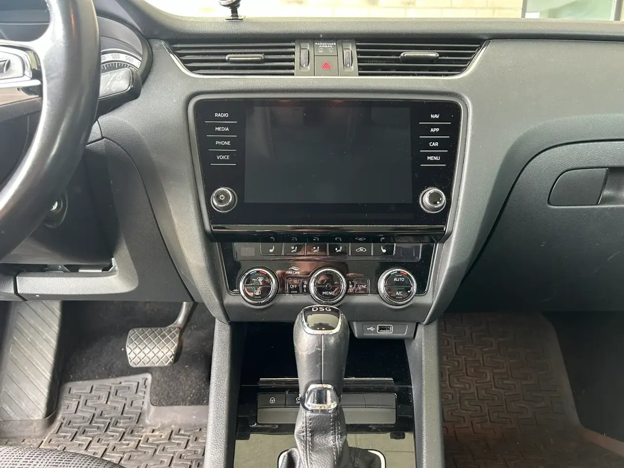 Billede 14 - Skoda Octavia 2,0 TDi 150 Business Line+ Combi DSG