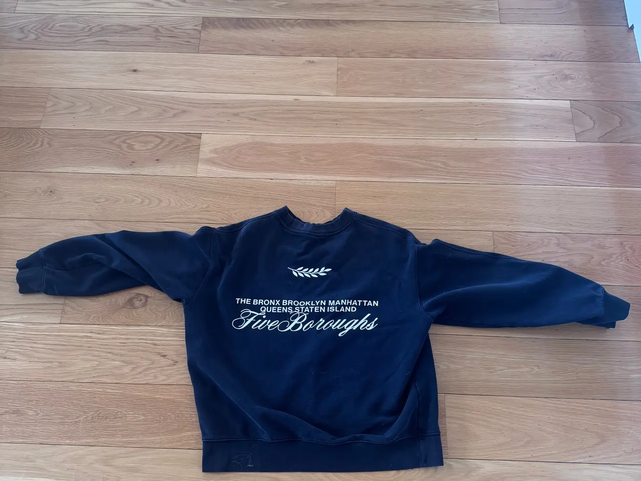 Billede 4 - New York Sweatshirt XL Black & White Good Conditio