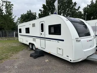 2017 - Adria Alpina 763 UK Adria Alpina 763 UK (2017) – Sjældent udbudt luksus-familievogn med AWD mover, læder og klimaanlæg